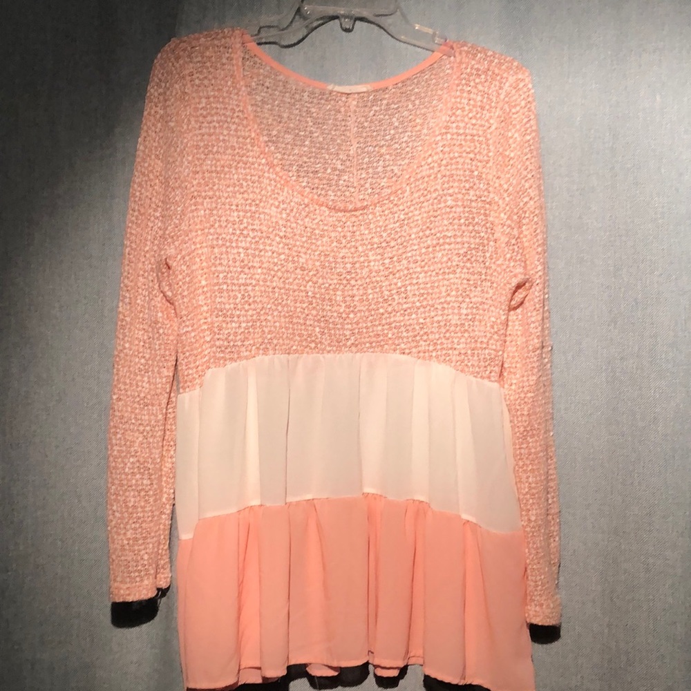Beautiful peach and cream top
